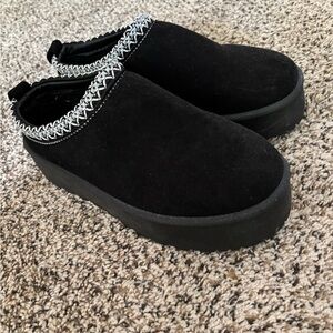 Black Platform Slip On Winter Boots